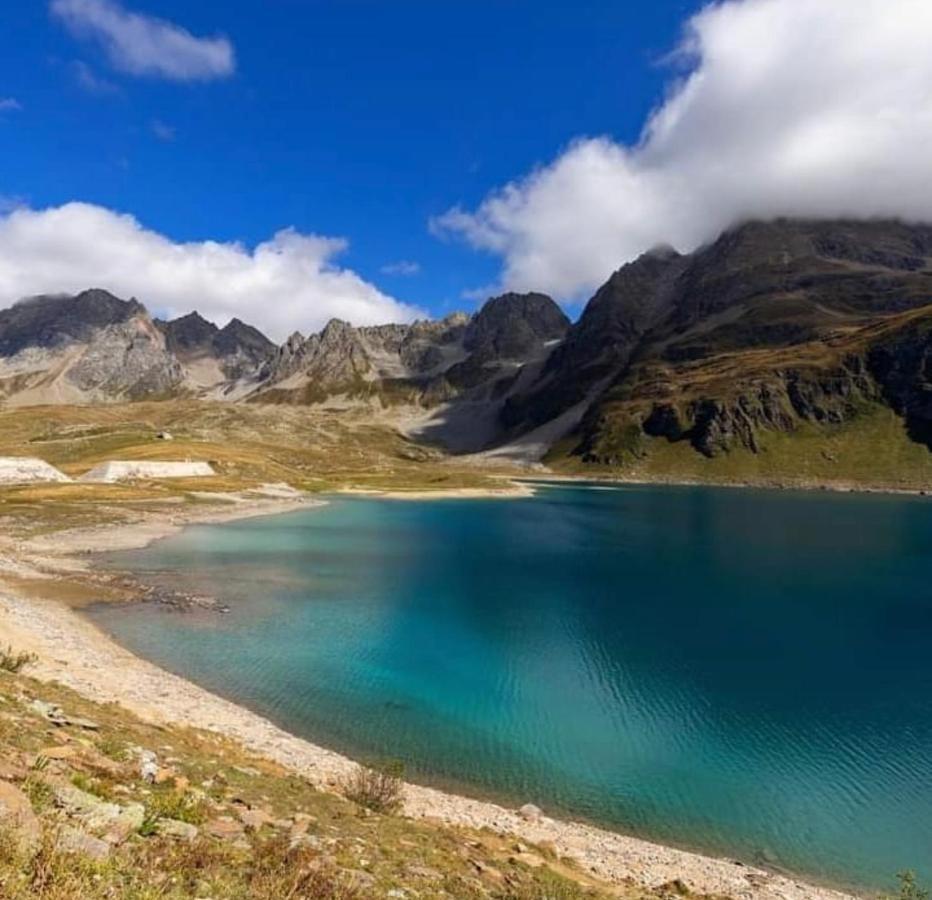 La Tana Del Ludo Lägenhet Baveno Exteriör bild